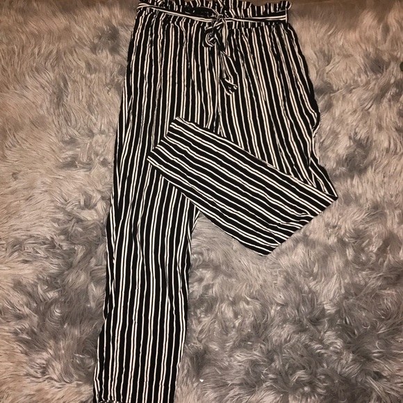 Cute stripped pants - Picture 1 of 2
